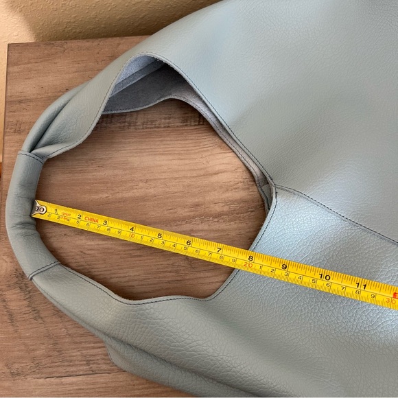 Banana Republic Vegan Leather Slouchy Tote Purse Blue Ravine Boho Minimalist - Picture 16 of 16